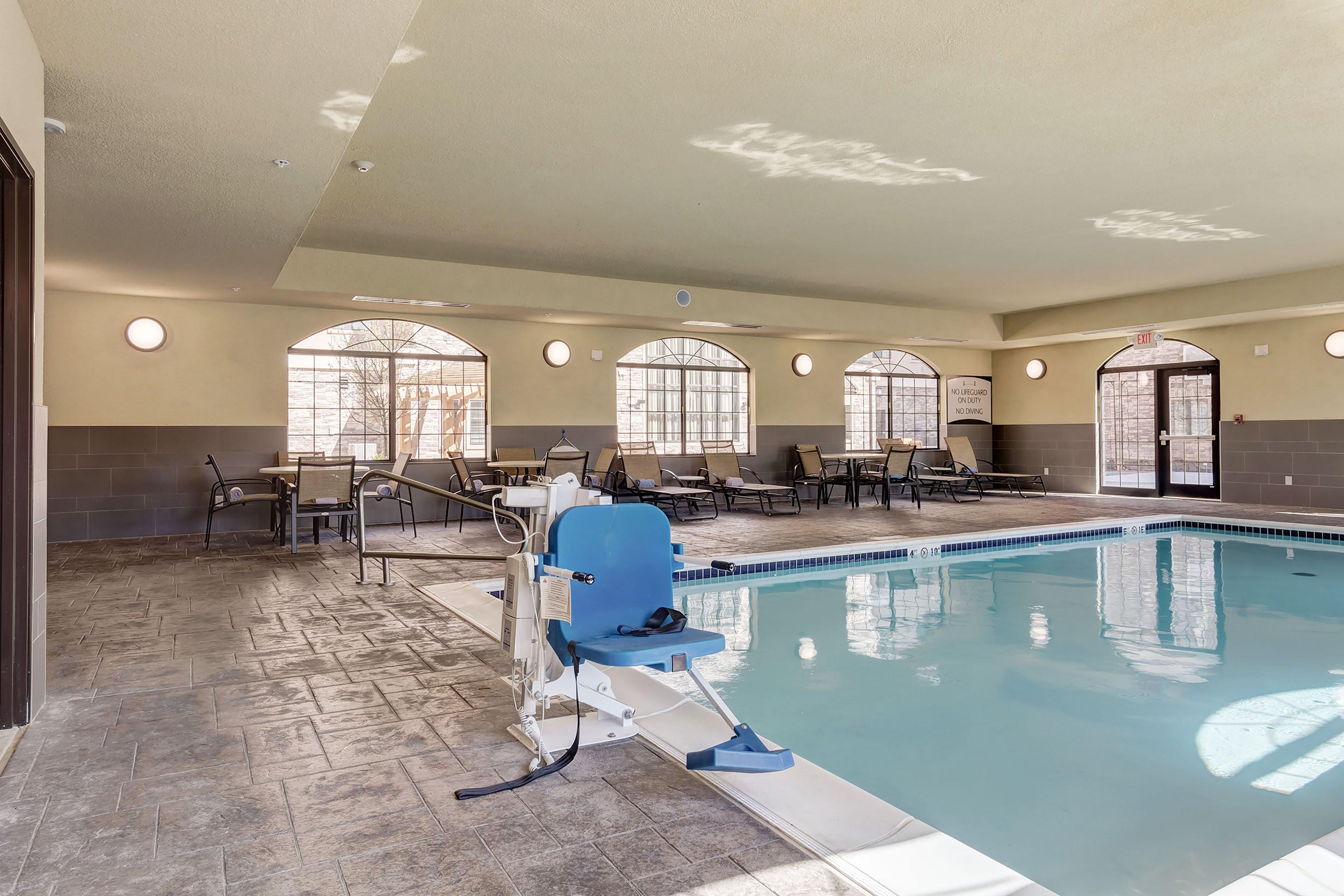 Staybridge Suites St Louis - Westport By Ihg Maryland Heights Exterior photo